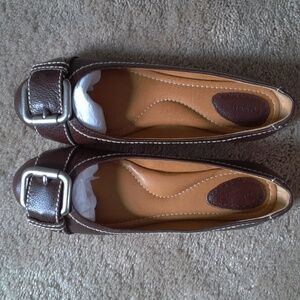 Dark brown Fossil ballet flats.  Size 8.5